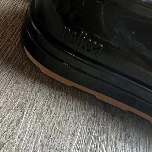 Melissa Lace Up Waterproof “Be” Lace Up Sneaker Black - Picture 4 of 16